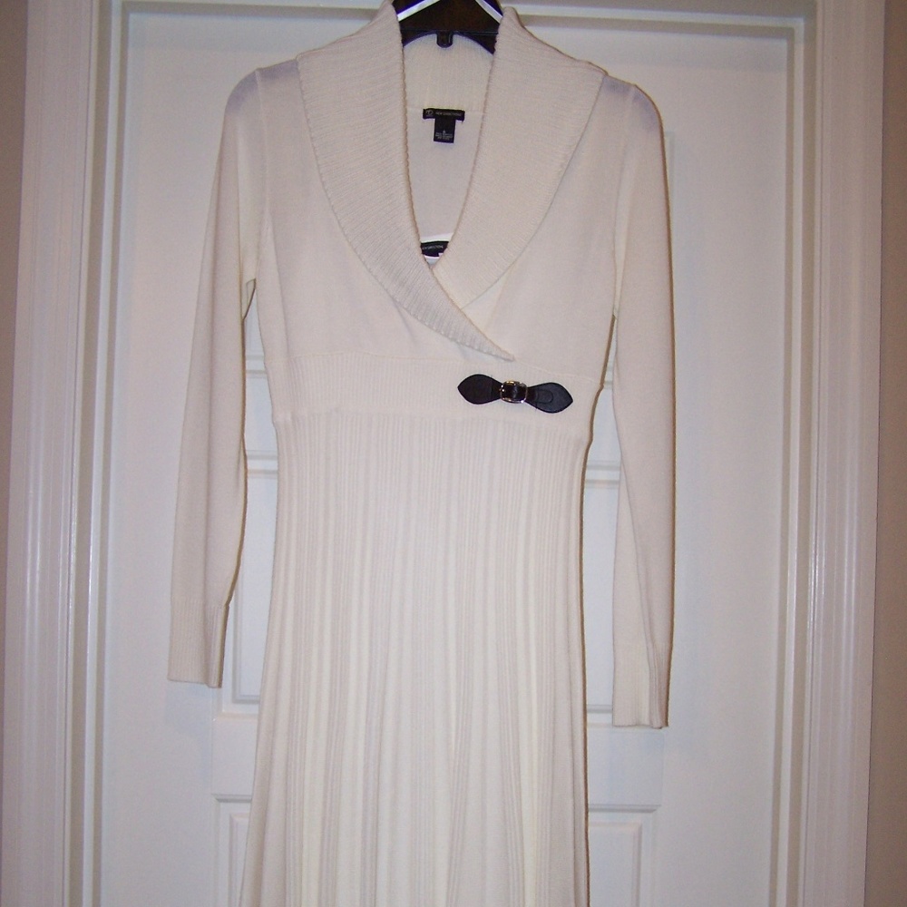 NWOT New Directions Cream Midi Sweater Dress